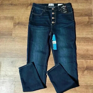 Jordache Repreve NWT Girl’s 16 Slim High Rise Super Skinny Jeans
